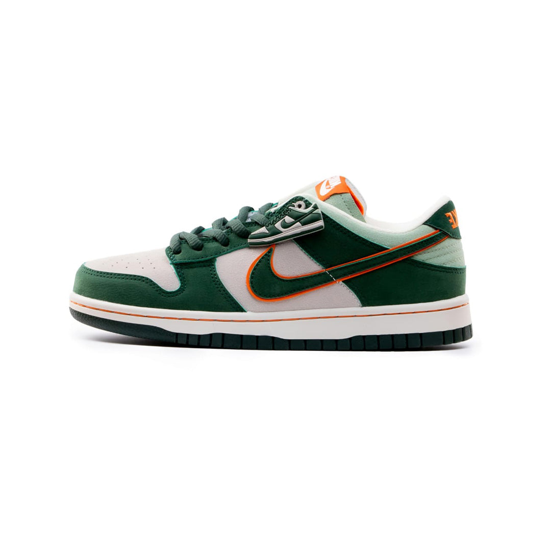 Nike SB Dunk Low "Otomo Katsuhiro"