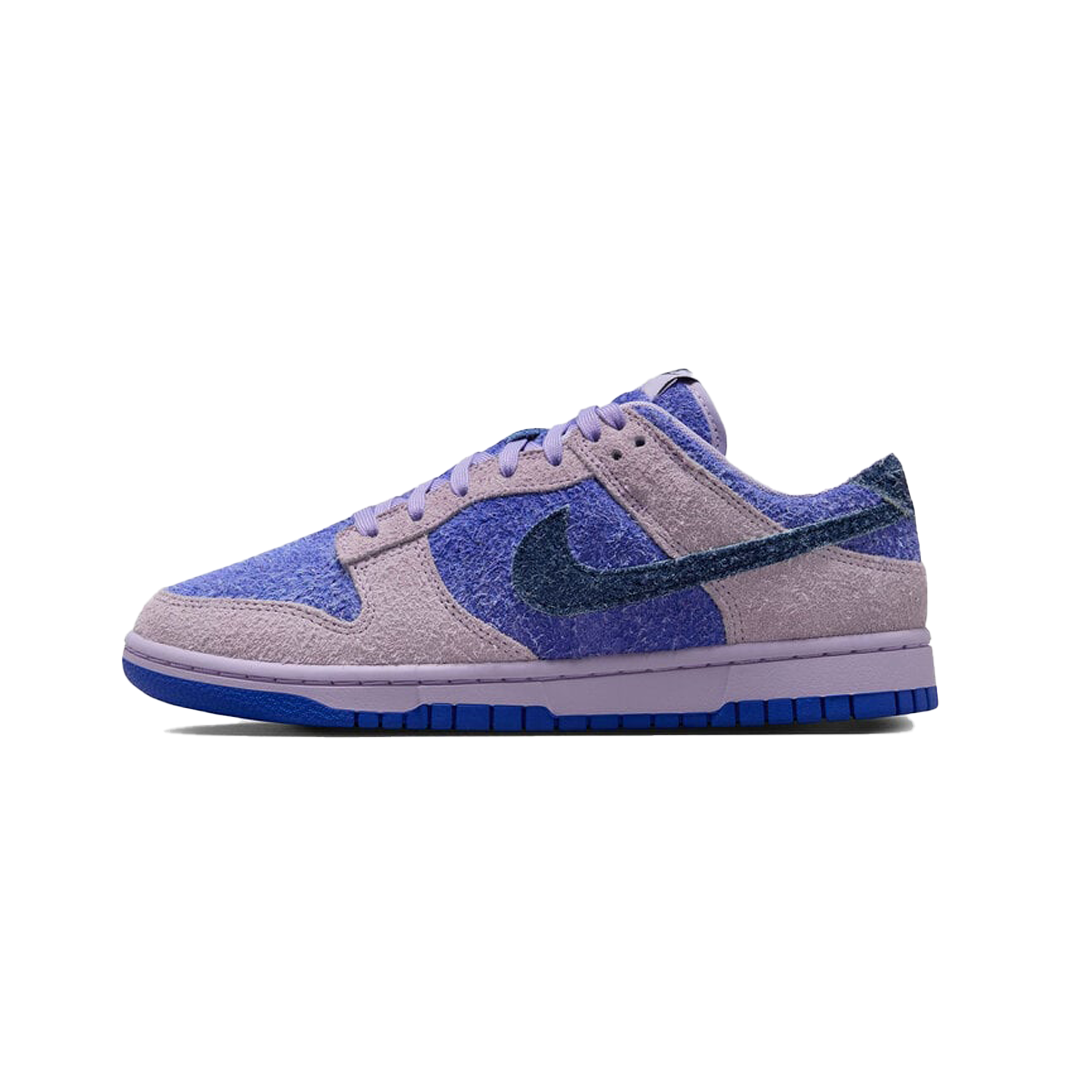 Nike SB Dunk Low "Hydrangeas"