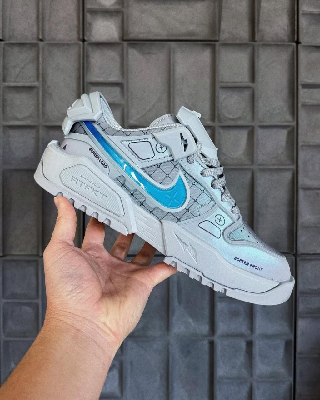RTFKT Studios x Nike Dunk Genesis Low"OG Ghost"