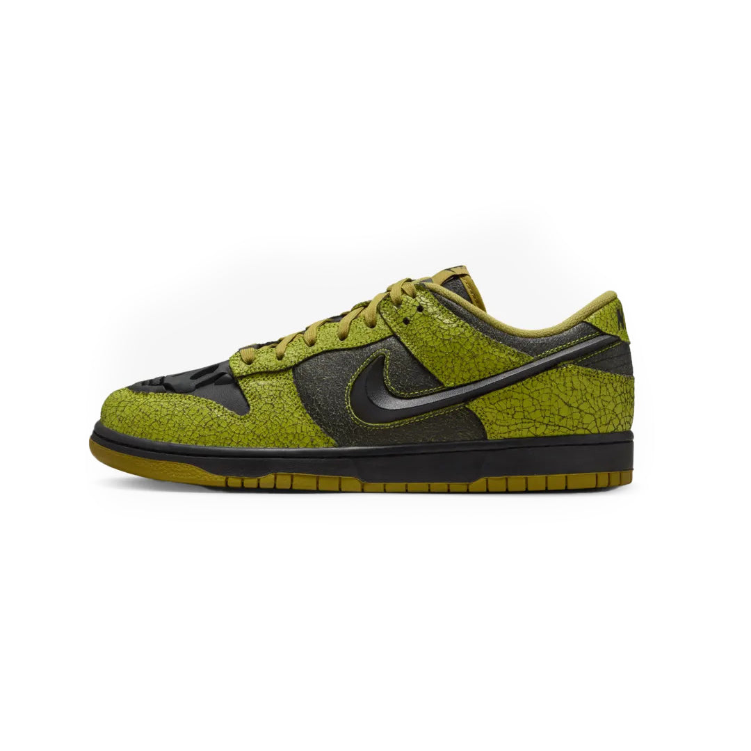 Nike SB Dunk Low QS "Halloween Skull"