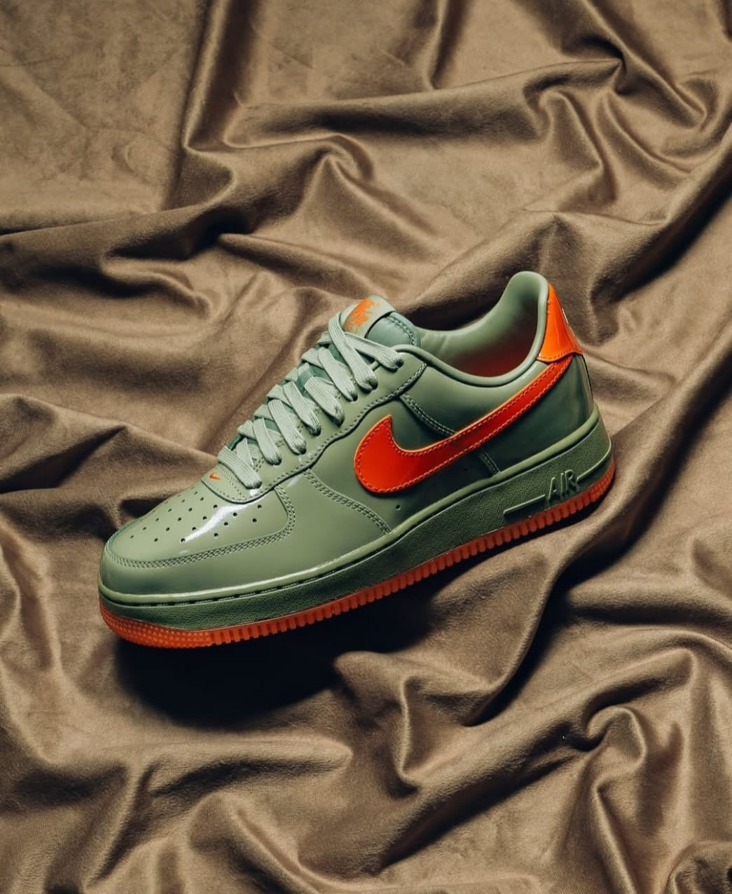 Nike Air Force One PRM "Oil Green"
