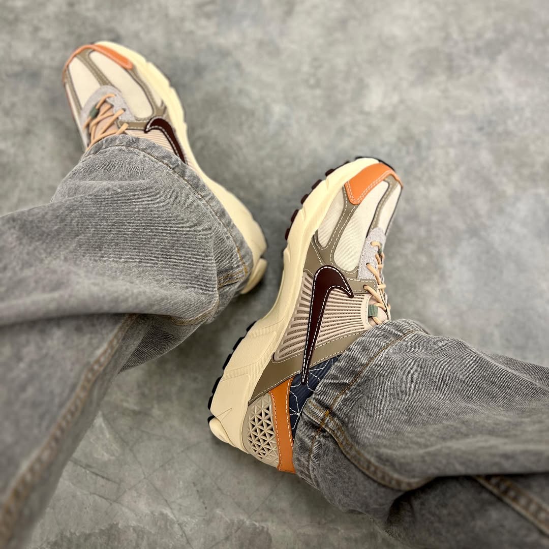 Nike Vomero5 "Sashiko"