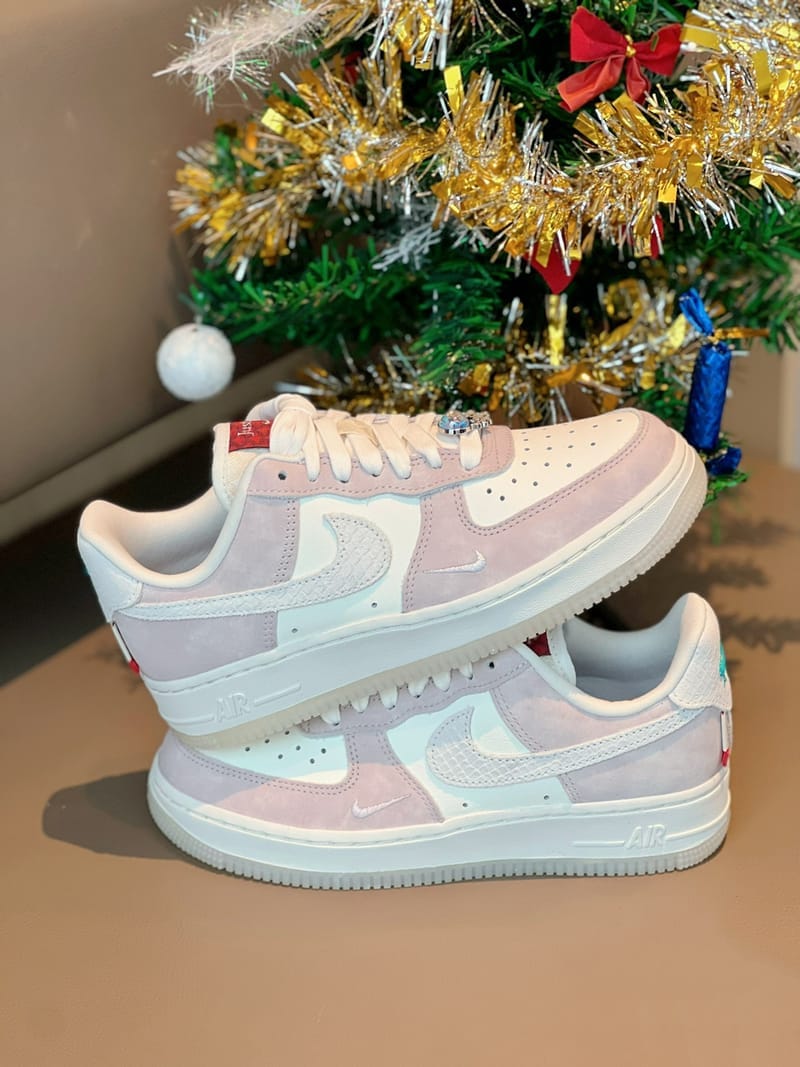 Nike Vomero5 "Sashiko"
