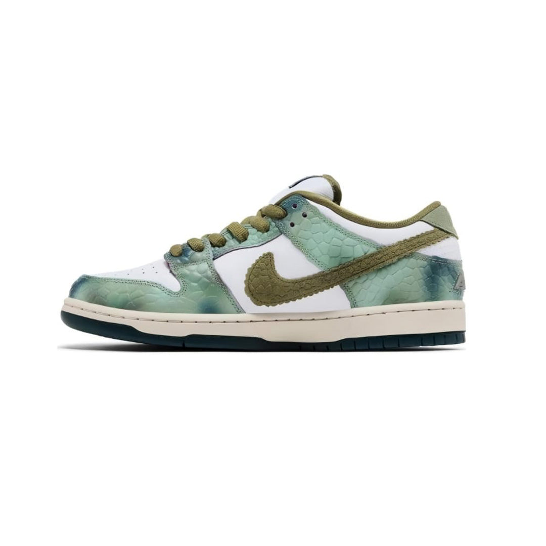 Nike SB Dunk "Chameleon"