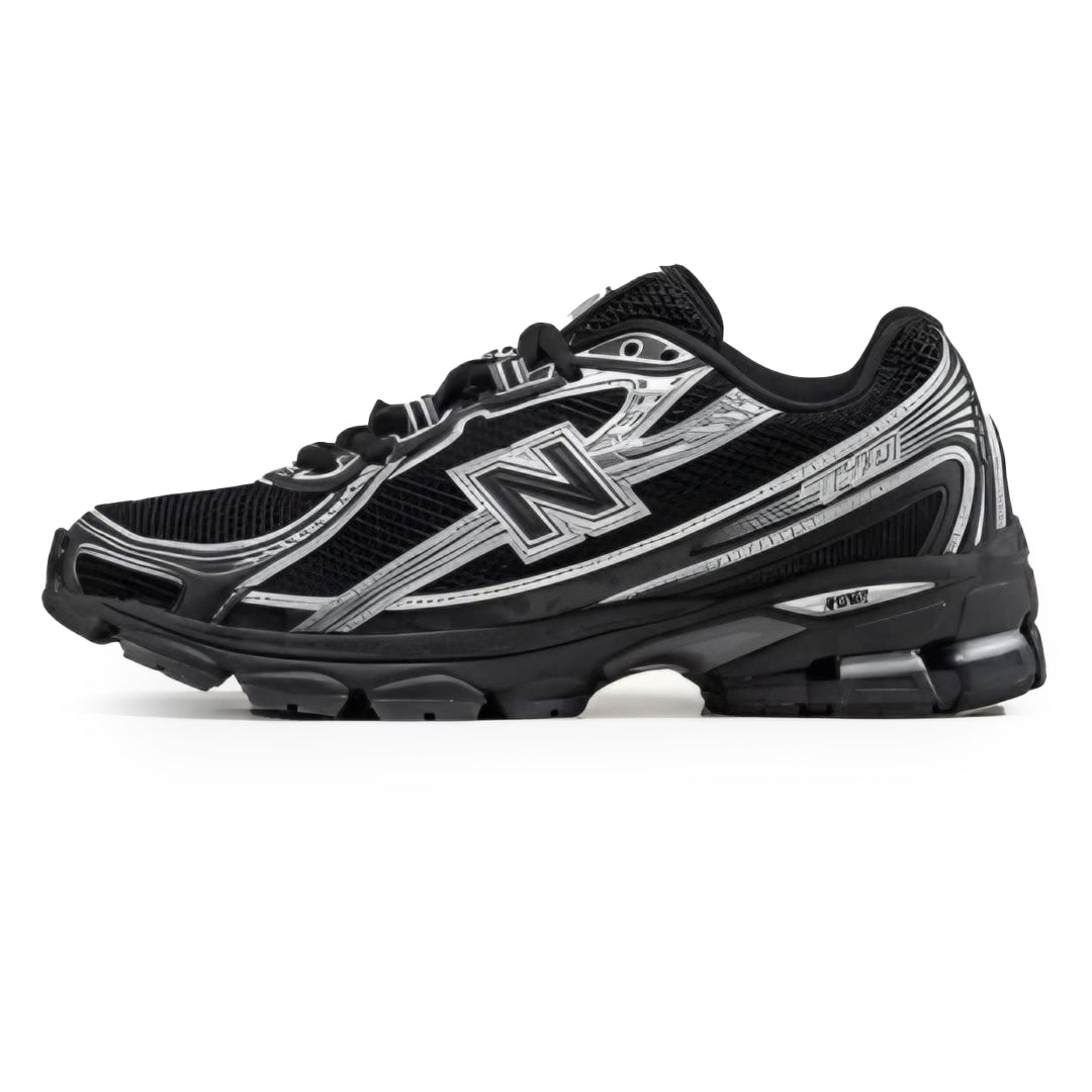 New Balance 740 Black