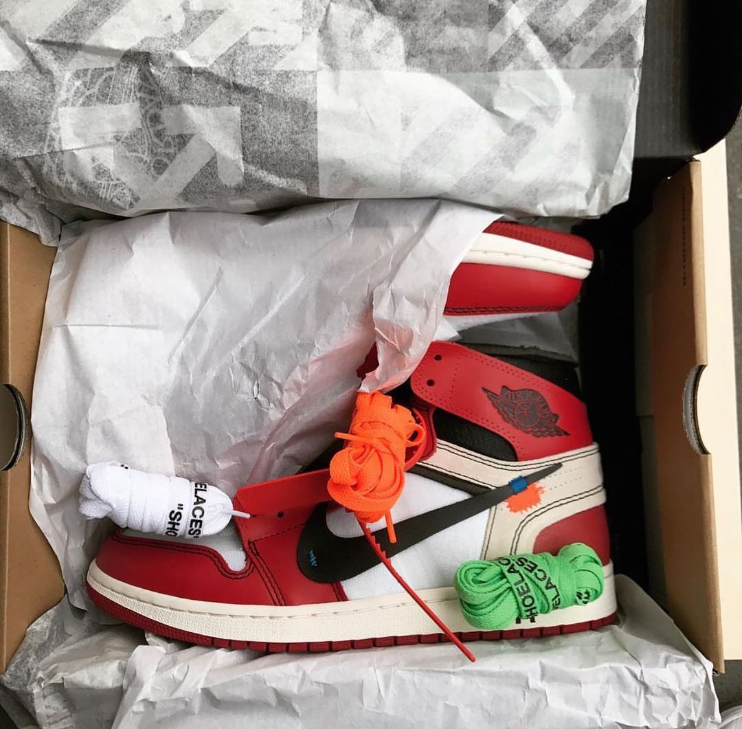 Off White x Nike Air Jordan Retro1 High "The Ten Chicago"