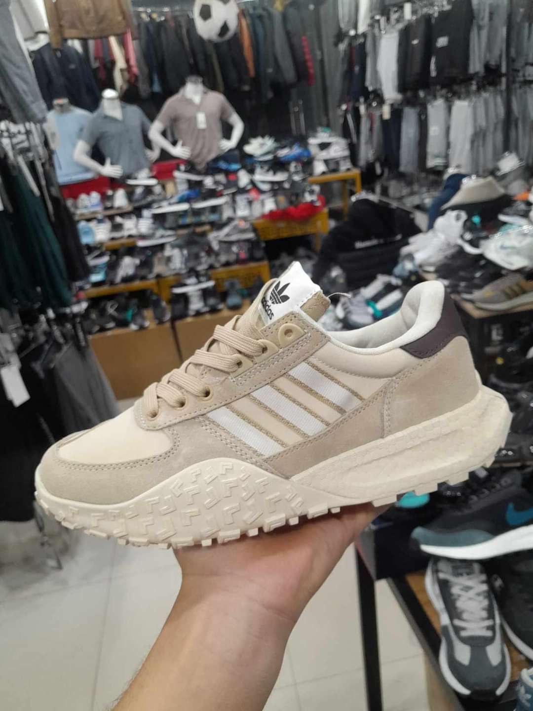 Adidas Retropy E5 W R P "Magic Beige / Off White / Sand Strata"