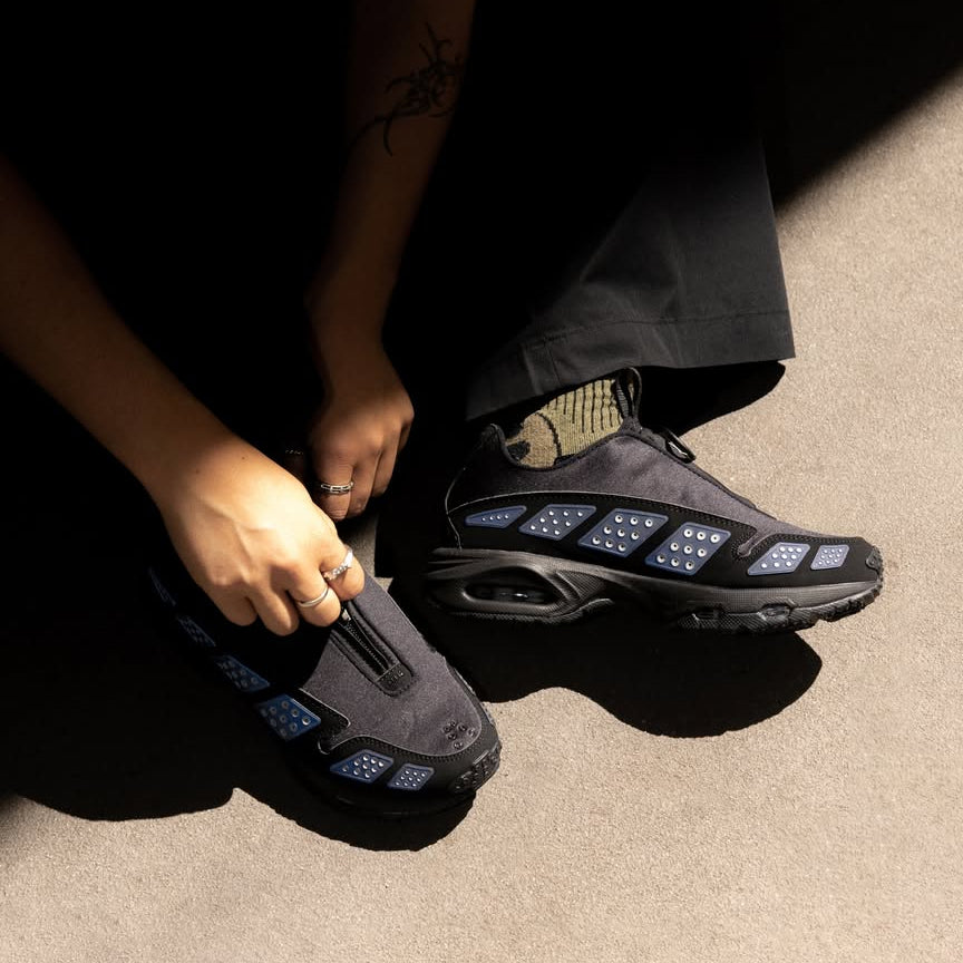 Gore-Tex x Nike Air Max Sndr "Black"