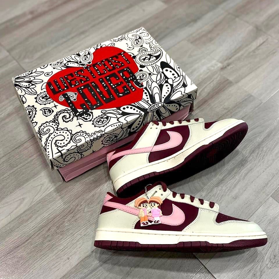 Nike SB Dunk Low Retro PRM "Valentine's Day"