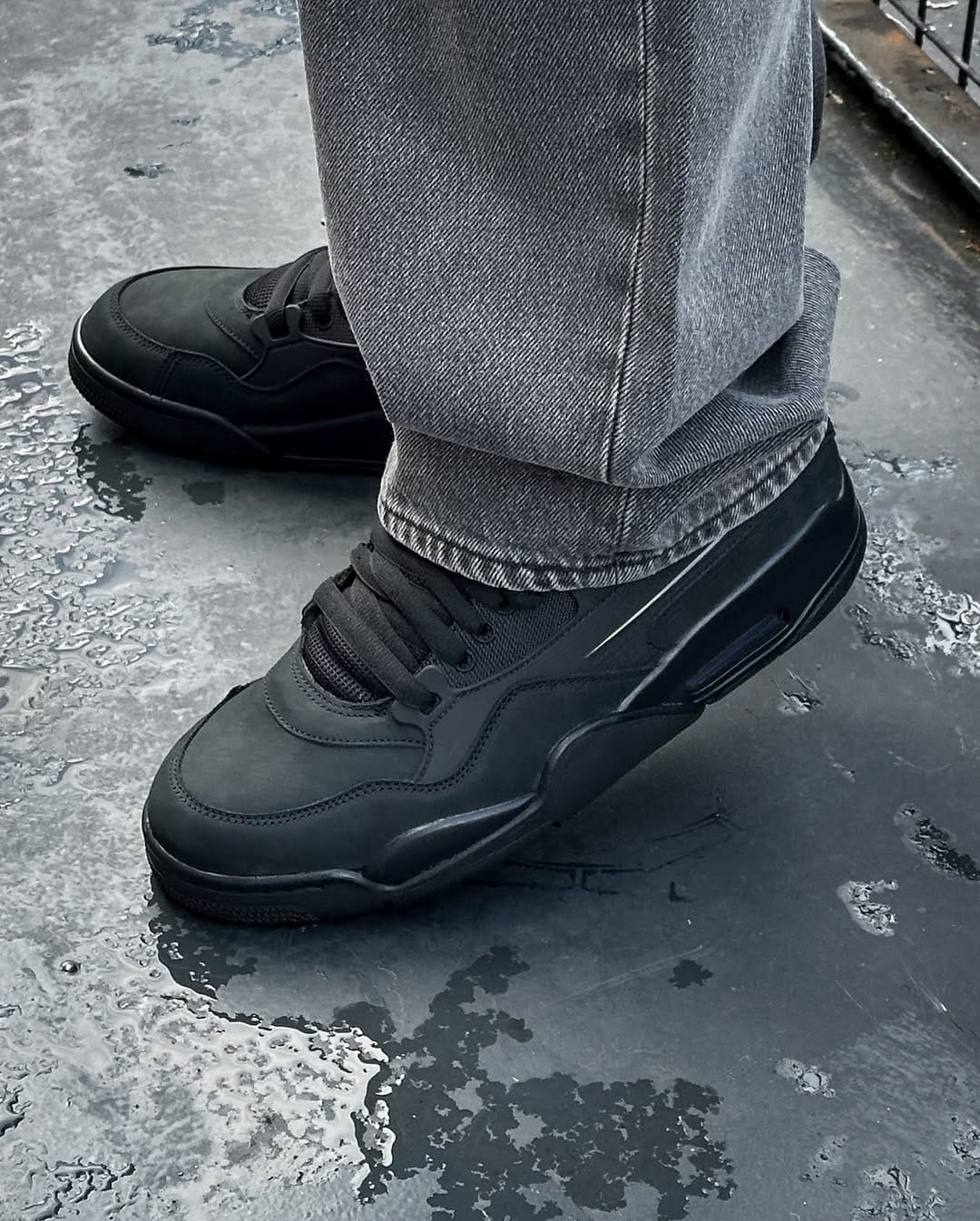 Nike Jordan 4 RM "Black Cat"