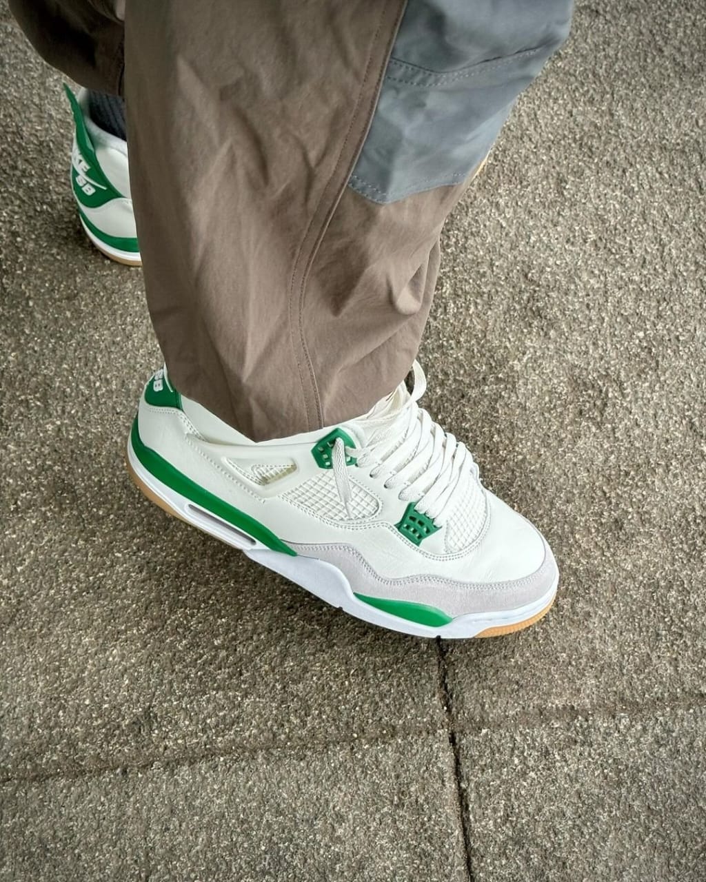 Nike Air Jordan Retro4 X Nike Sb "Pine Green"