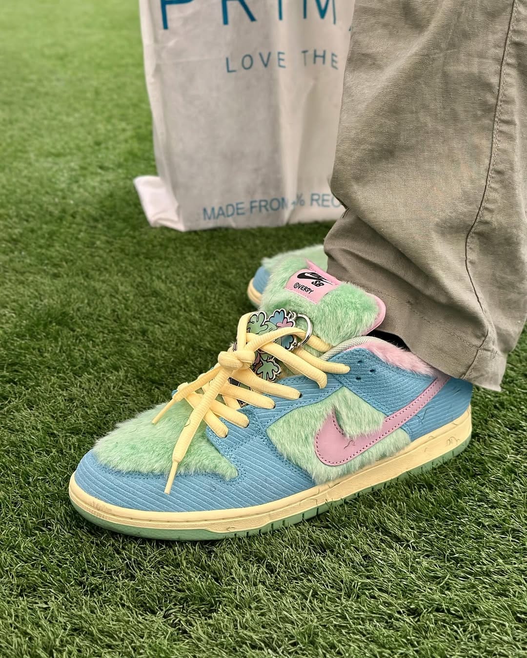 Nike Sb Dunk Low Pro X Verdy Visty