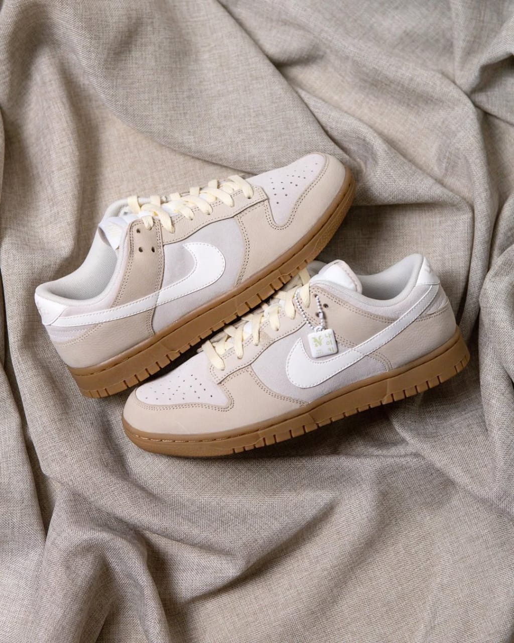Nike Sb Dunk Low "Hengul Day"
