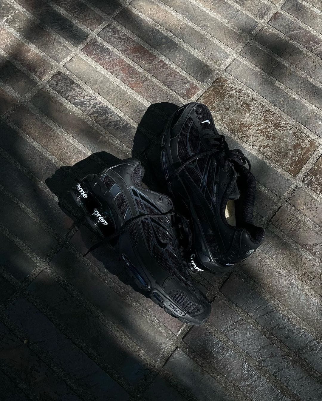 Supreme X Nike Shox Ride 2 "Black"