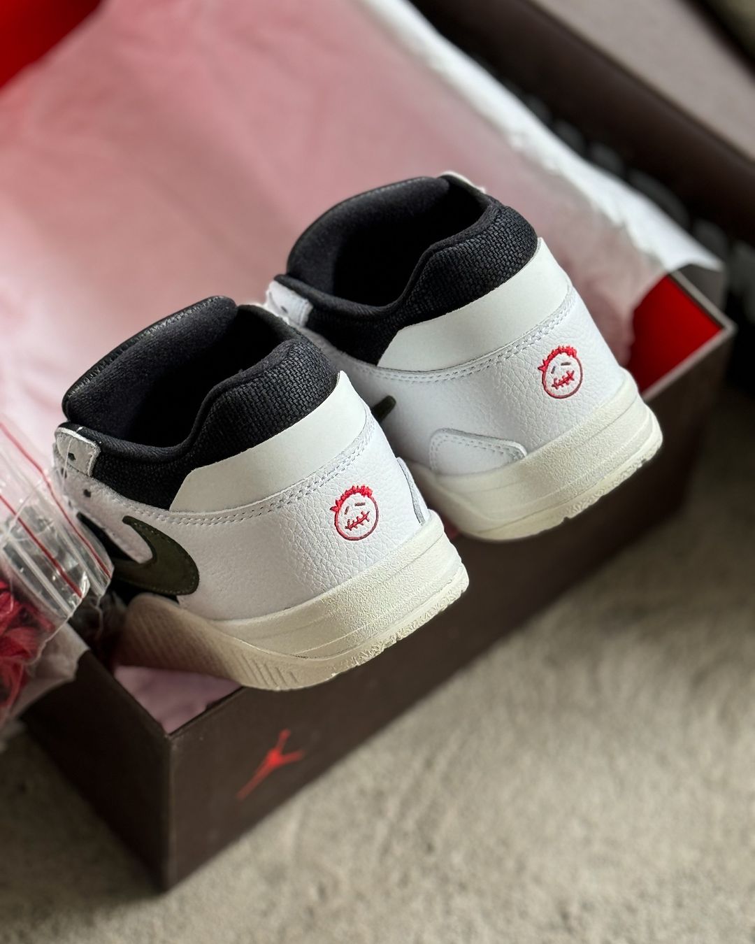 Travis Scott x Jordan Cut the Check