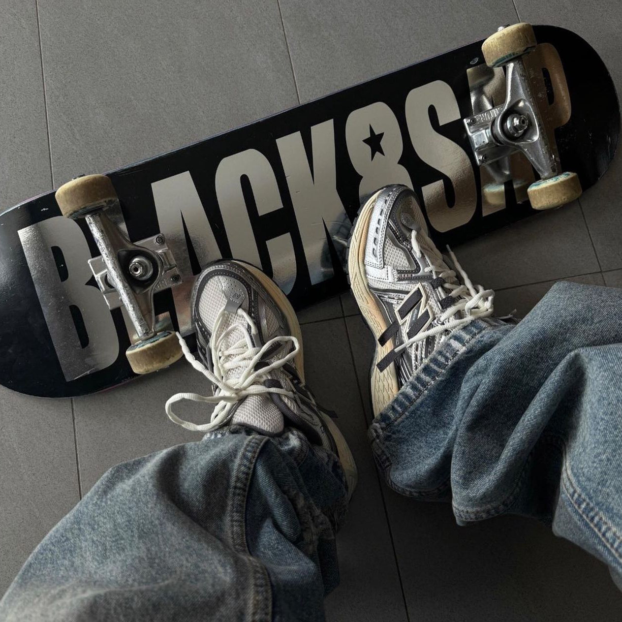 New Balance 1906A Silver Metallic "Castlerock"