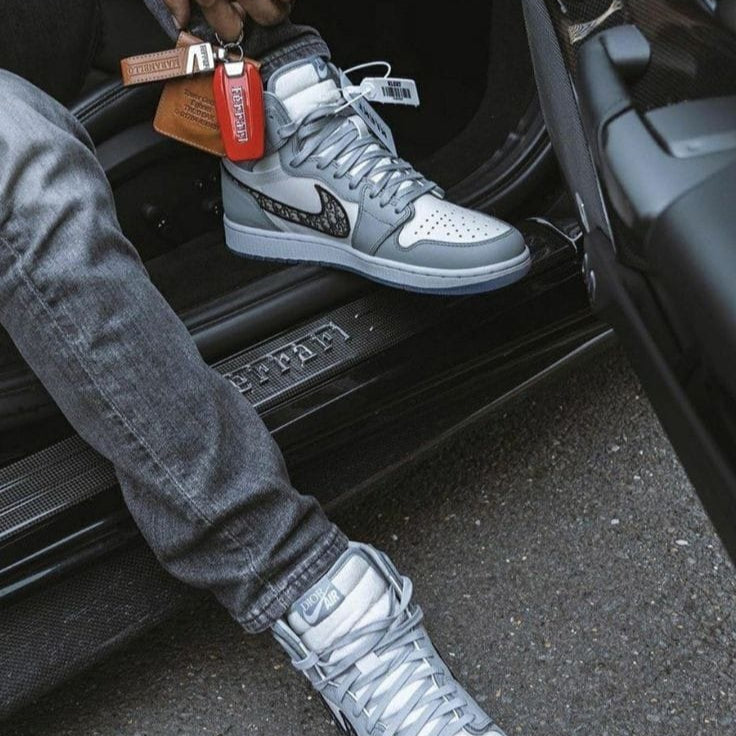 Jordan 1 Retro High "Dior"