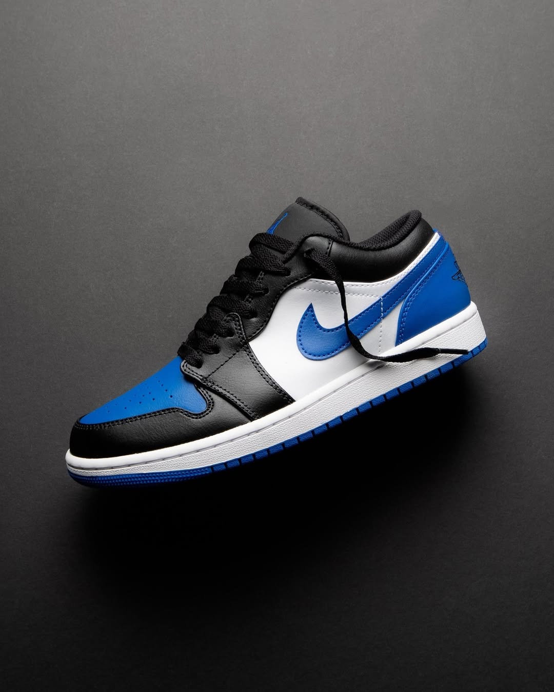 Nike AJ1 Retro Low "Royal Toe"