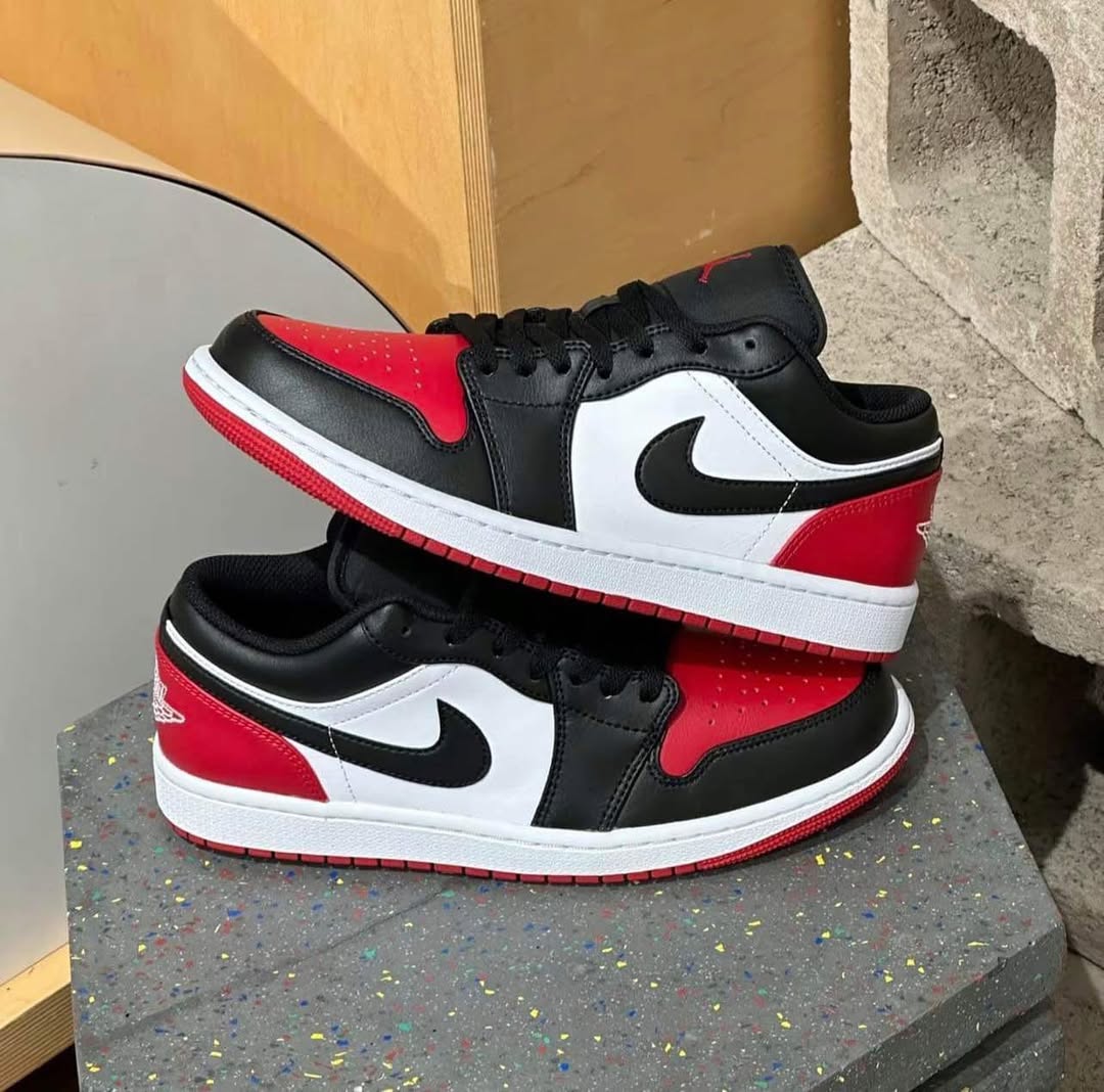 Nike Air Jordan Retro 1 Low "Bred Toe"