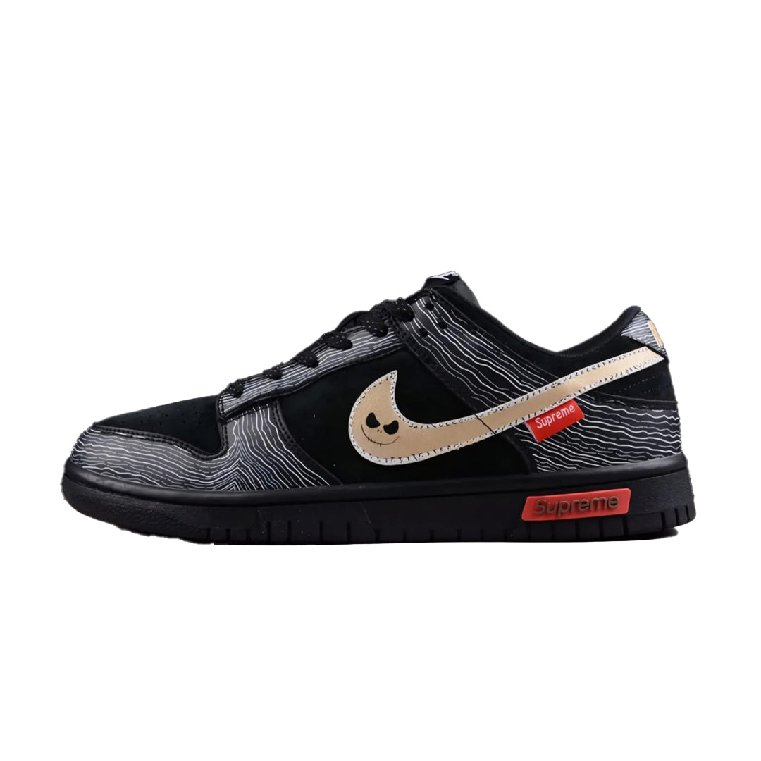 Nike SB Dunk "Supreme 2025"